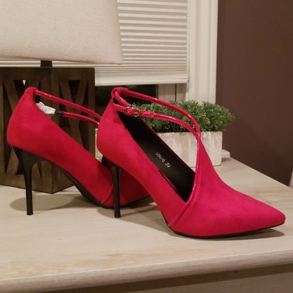 Red Faux Suede Heels - Picture 5 of 8